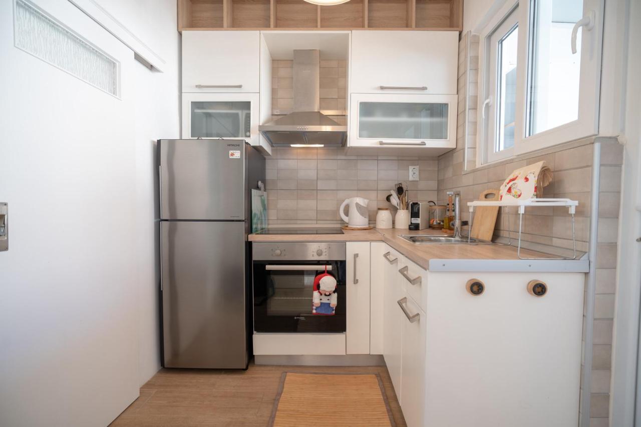 Pagrati 1 Bedroom 2 Persons Apartment By Mps Афины Экстерьер фото